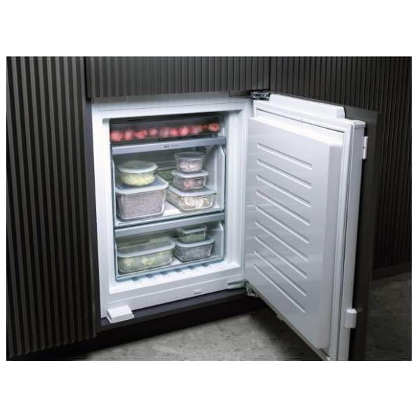 MIELE ugradni kombinovani frižider KFN 7714 F 8