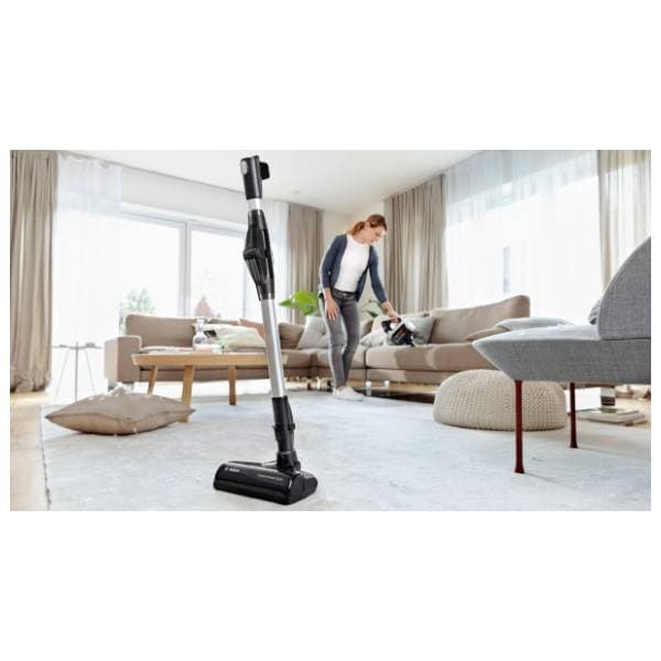 BOSCH štapni usisivač BBS711W 2