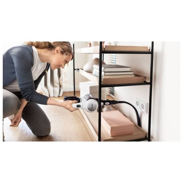 BOSCH štapni usisivač BBS711W 15
