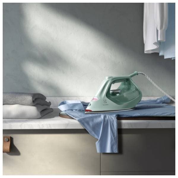ELECTROLUX pegla E7SI1-6LG 5