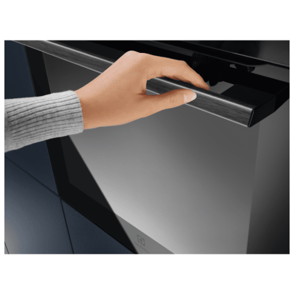 ELECTROLUX ugradna rerna KOEBP39Z 4