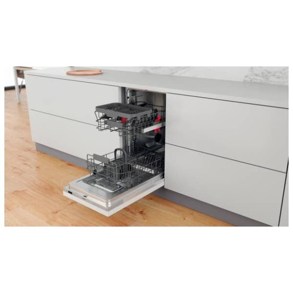 WHIRLPOOL ugradna mašina za pranje sudova WSIC 3M27 C 8