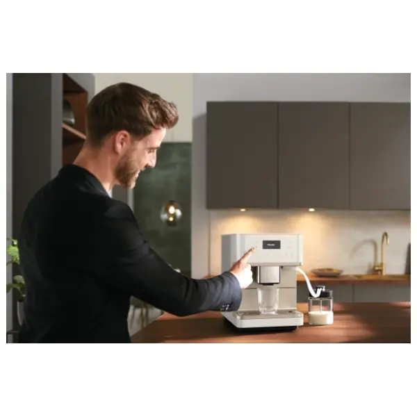 MIELE aparat za kafu CM 6360 beli 5