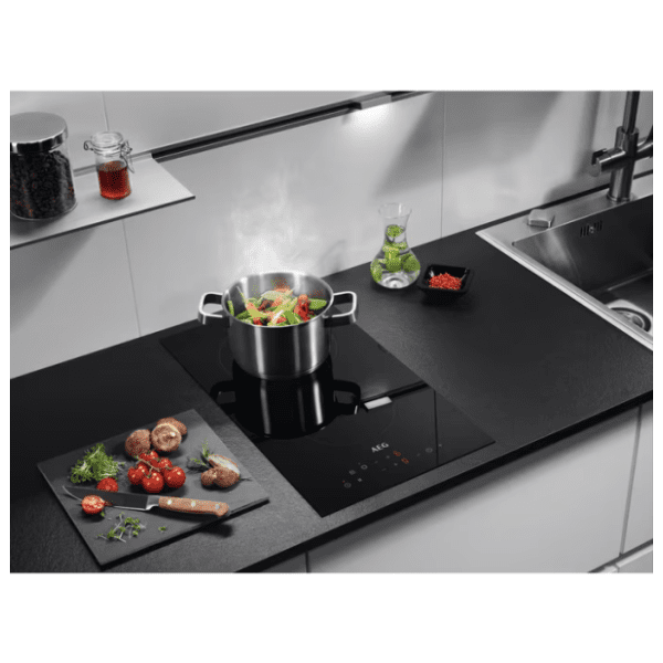 AEG ugradna ploča HRB32310CB 5