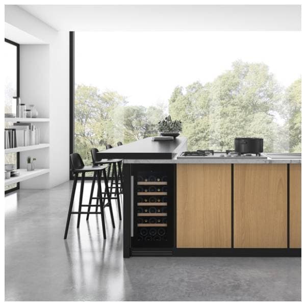 DUNAVOX ugradna vinska vitrina DAUF-32.83B 1