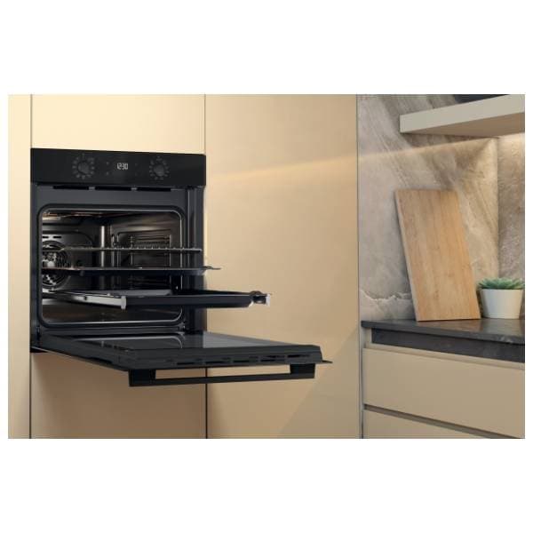 WHIRLPOOL ugradna rerna OMK58HU1B 13