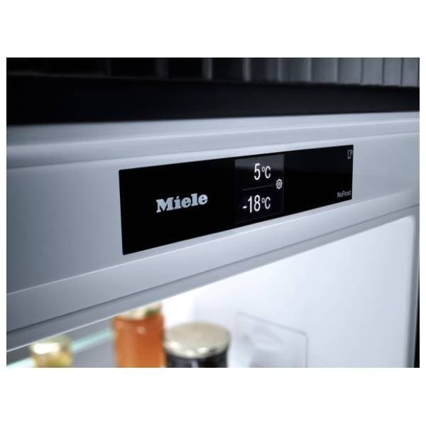 MIELE ugradni kombinovani frižider KFN 7795 D 1
