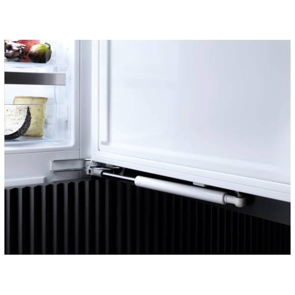 MIELE ugradni kombinovani frižider KFN 7795 D 14