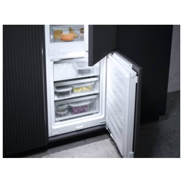 MIELE ugradni kombinovani frižider KFN 7795 D 9