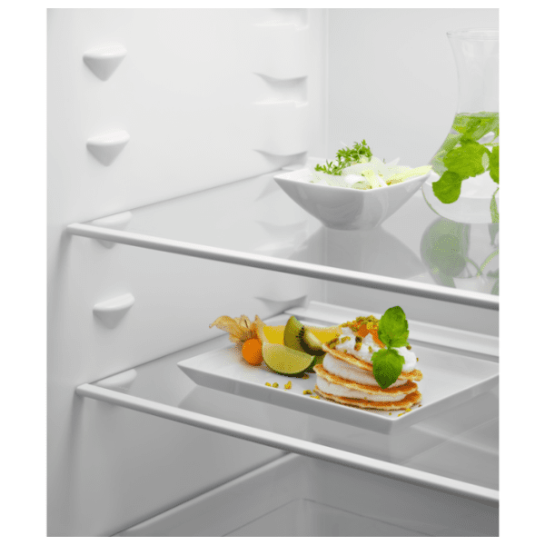 ELECTROLUX ugradni frižider LRB2AE88S 1