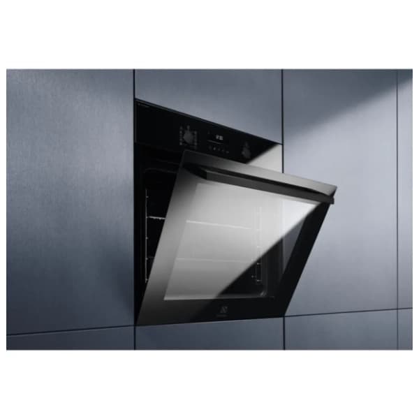 ELECTROLUX ugradna rerna EOD6P77WZ 1