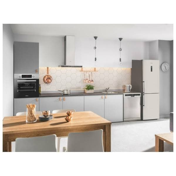 HANSA ugradna rerna BOEI68401 10