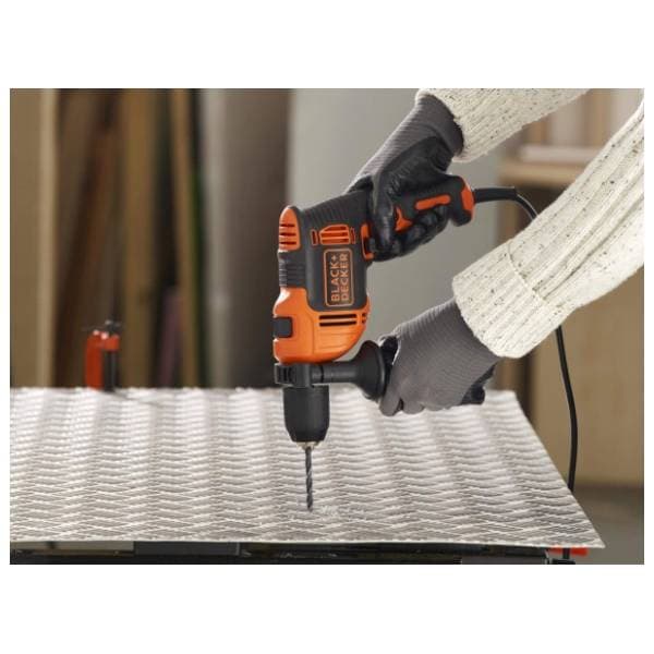 Black & Decker BEH710 udarna bušilica 3