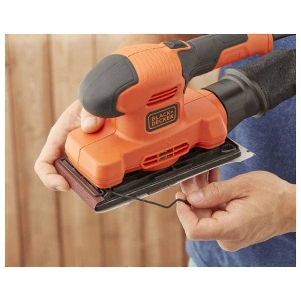 Black & Decker BEW220 vibraciona brusilica 5