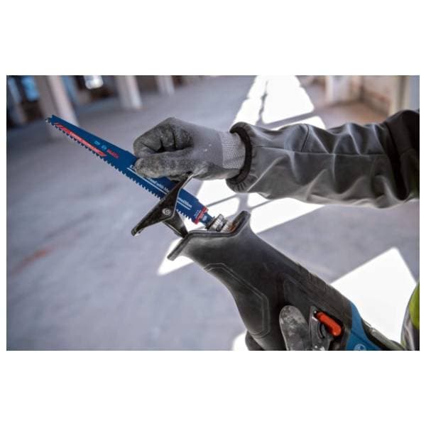 BOSCH GSA 185-LI Solo univerzalna aku testera 2