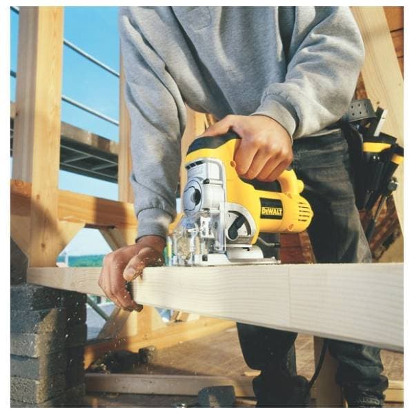 DeWALT DW331K ubodna testera 4