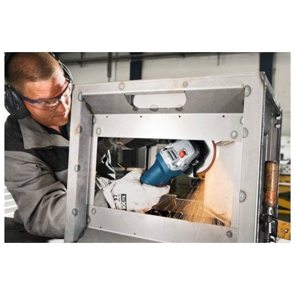 BOSCH GWS 7-115 E ugaona brusilica 4