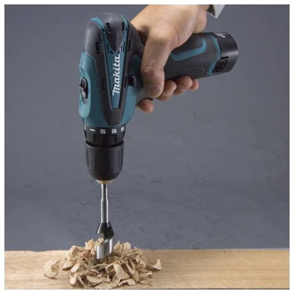 MAKITA DF330DWE aku bušilica 1