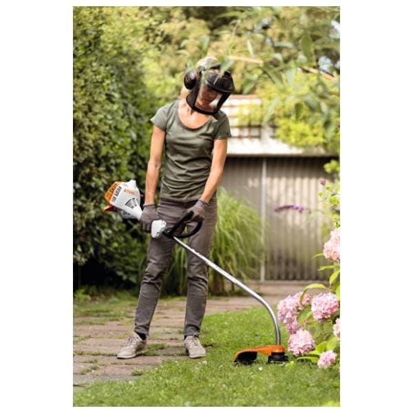 STIHL FS 38 motorni trimer za travu 1