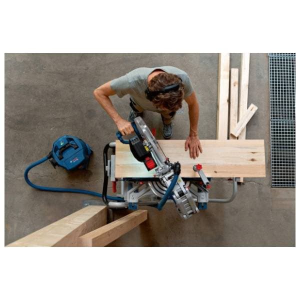 BOSCH GCM 18V-305 GDC Solo aku stacionarna testera 1