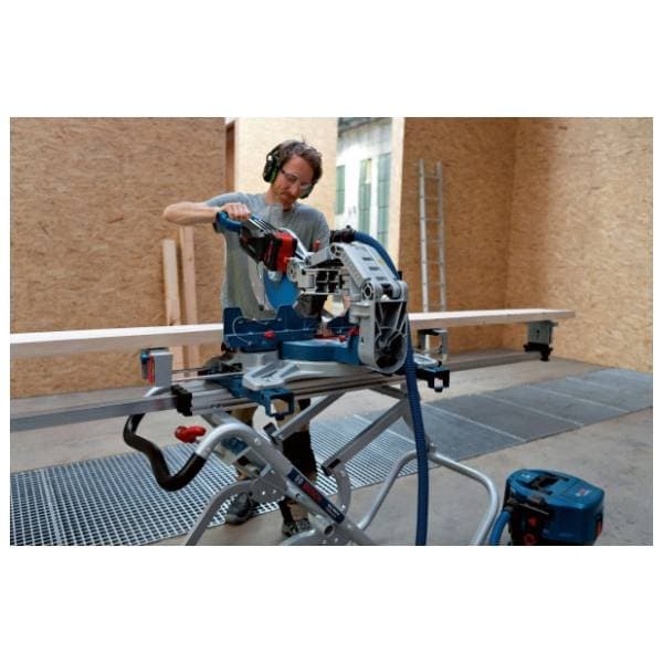 BOSCH GCM 18V-305 GDC Solo aku stacionarna testera 3