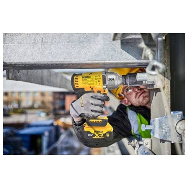 DeWALT DCF900P2T aku udarni odvijač 3