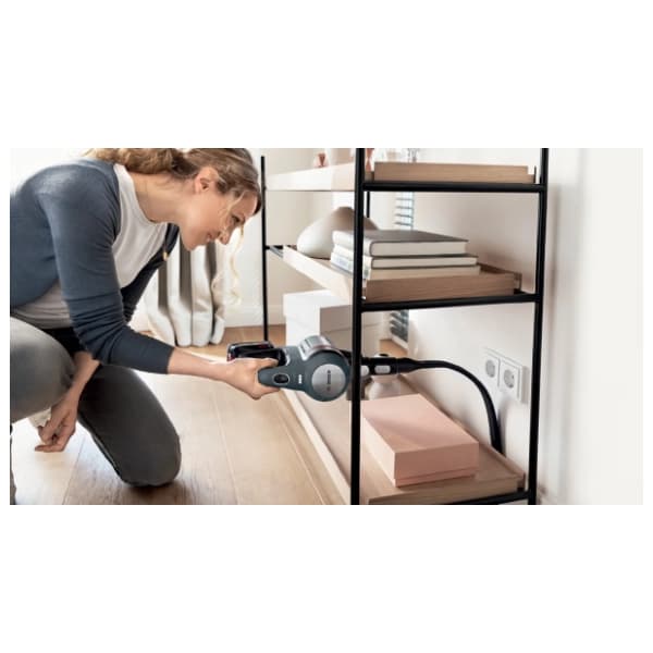 BOSCH štapni usisivač BCS711A 13