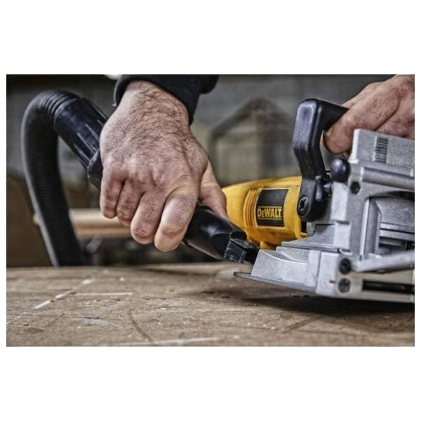 DeWALT DW682K kekserica za drvo 3