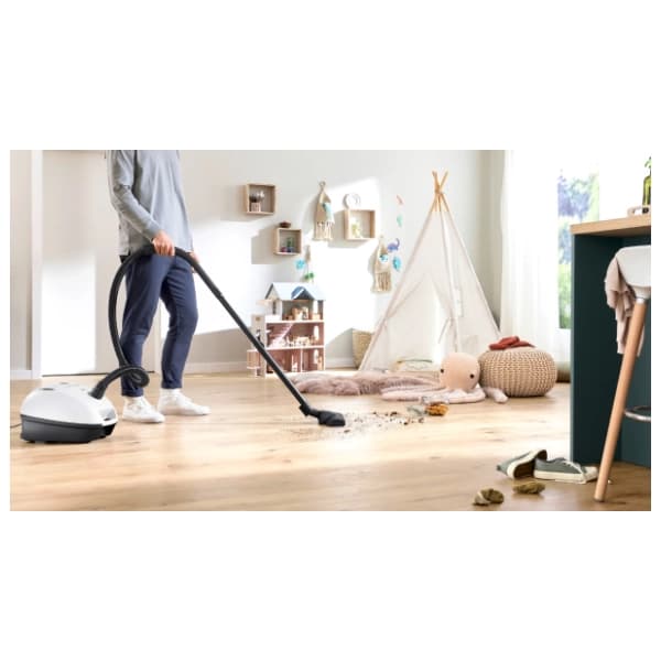 BOSCH usisivač BGB41WH1 3