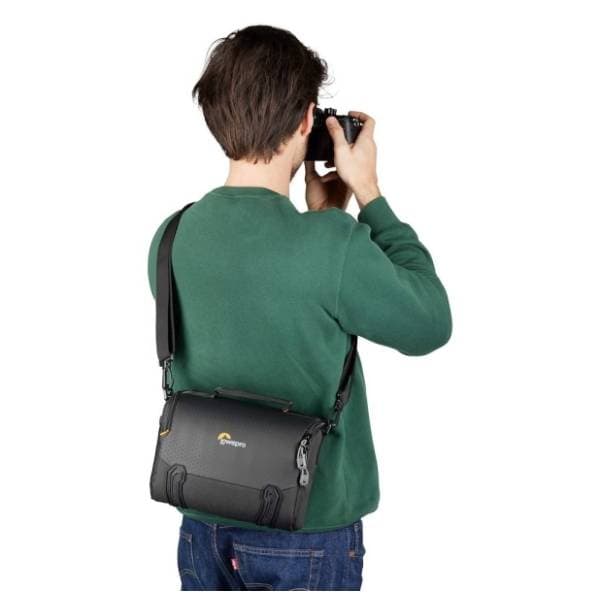 LOWEPRO Adventura SH 140 III torba za fotoaparat 6
