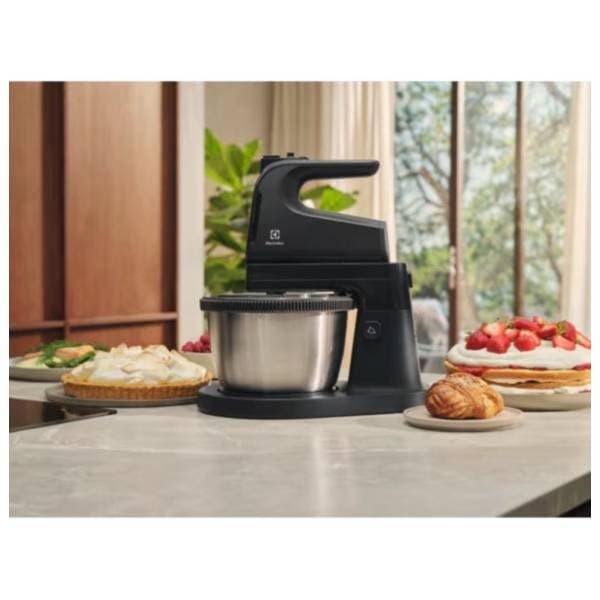 ELECTROLUX mikser sa posudom ESM4B 7