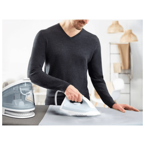 ELECTROLUX pegla za vertikalno peglanje E5HS1-4WP 5