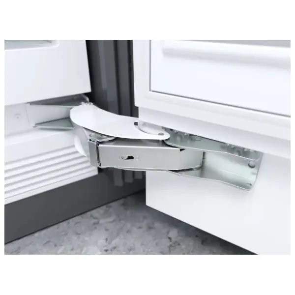 MIELE ugradni zamrzivač F 2412 Vi 3