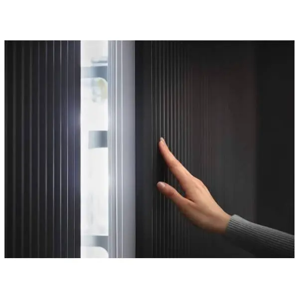 MIELE ugradni zamrzivač F 2412 Vi 4