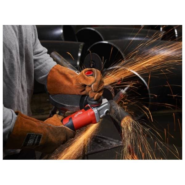 MILWAUKEE AGV 15-125 XE ugaona brusilica 3