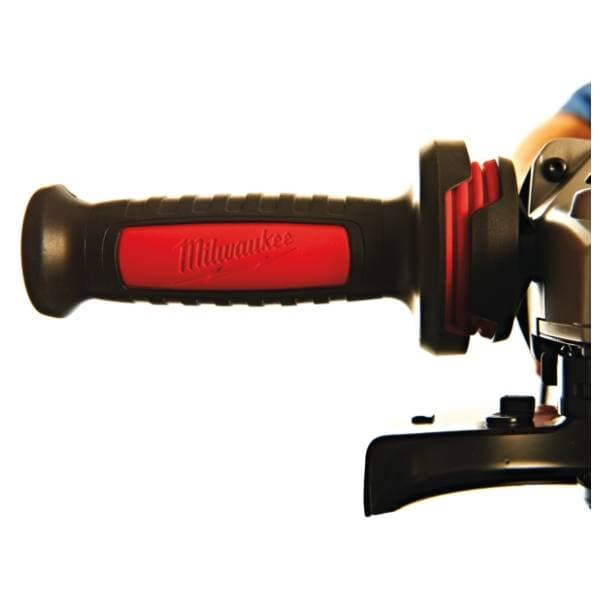 MILWAUKEE AGV 22-230 E ugaona brusilica 1