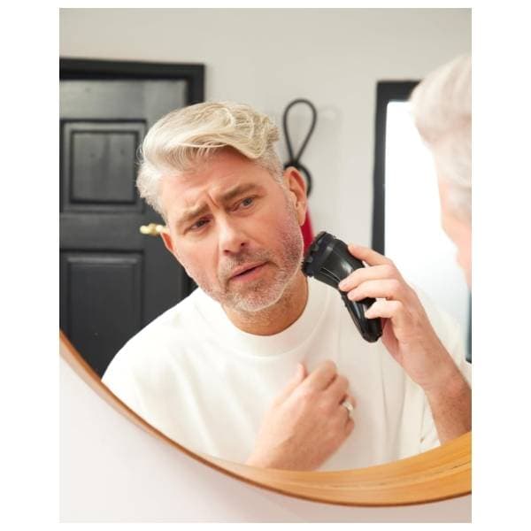 REMINGTON aparat za brijanje F4002 R4 Style 6