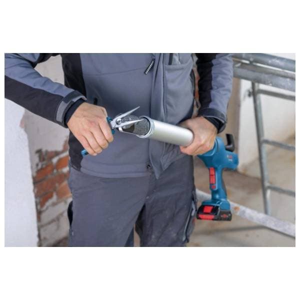 BOSCH GCG 18V-600 Solo 06019C4001 aku pištolj za silikon 1