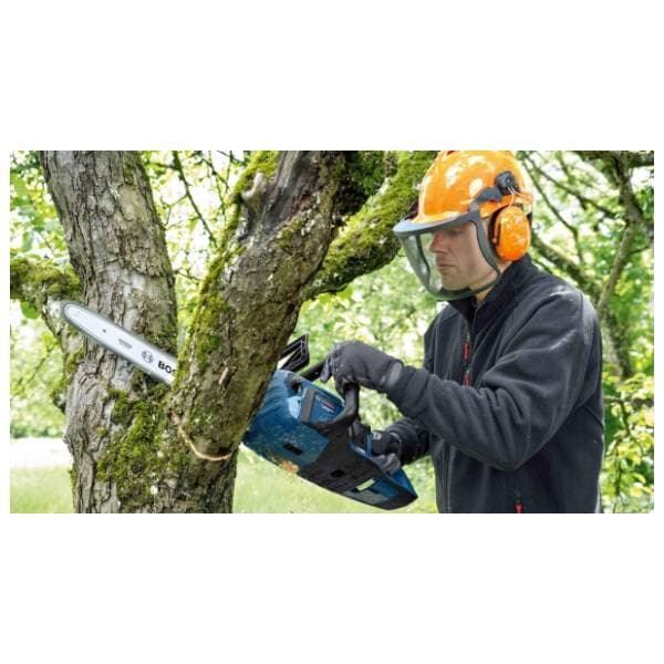 BOSCH GKE 18V-40 Solo 06008D3000 aku lančana testera 1