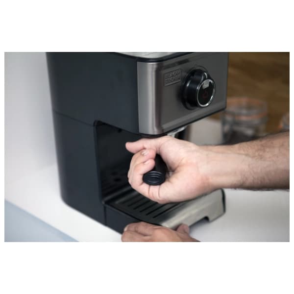 Black & Decker aparat za kafu BXCO1200E 1