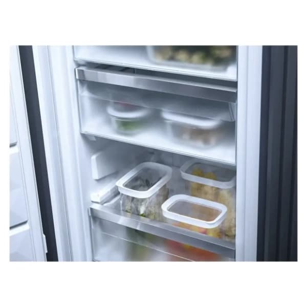 MIELE ugradni zamrzivač FNS 7770 E 3