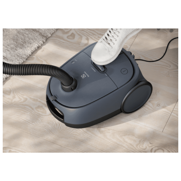 ELECTROLUX usisivač EB61C2DBP 2