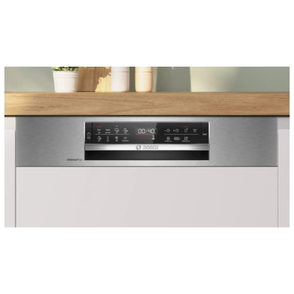 BOSCH ugradna mašina za pranje sudova SMI6ECS12E 1