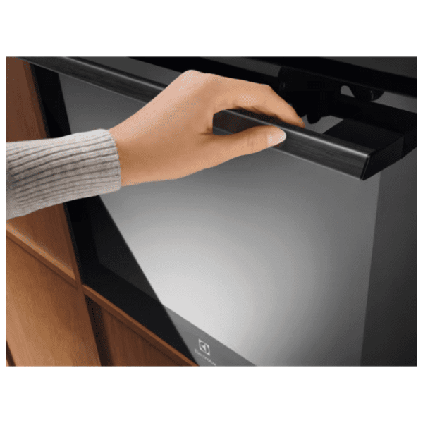 ELECTROLUX ugradna rerna LOE9P3XZ 4