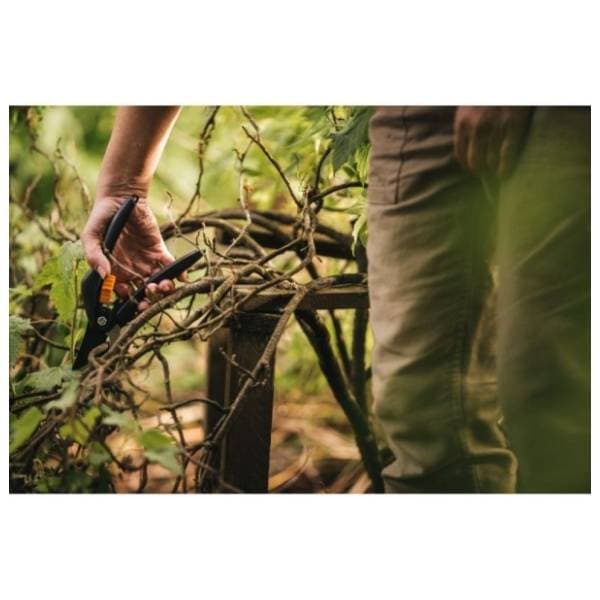 FISKARS 1000567 makaze za orezivanje 1