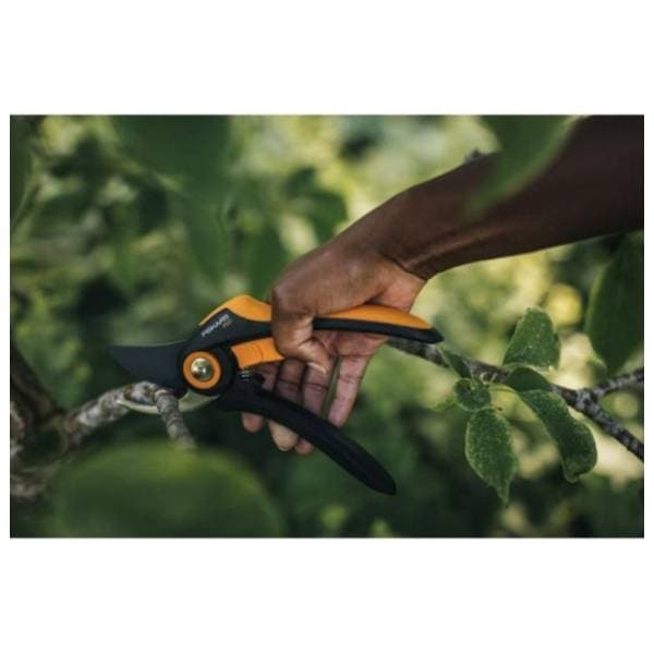 FISKARS 1057167 makaze za orezivanje 1