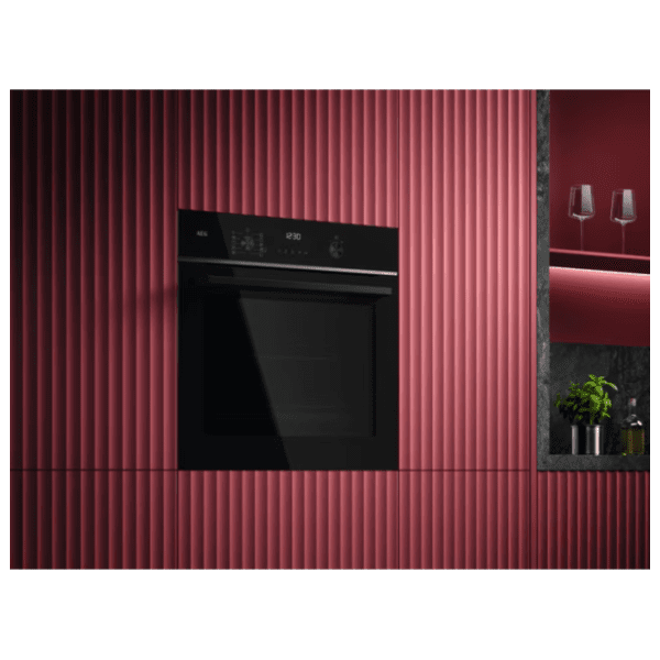 AEG ugradna rerna TU5PB431SB 3