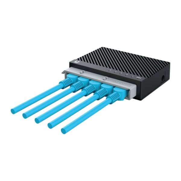 NETIS ST3105C 5-port switch 1