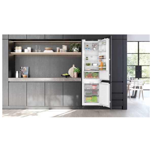 BOSCH ugradni kombinovani frižider KIN96ADC0 3