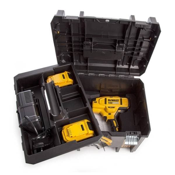 DeWALT DCN681D2 2x2Ah 18V aku pištolj za klamerice 1